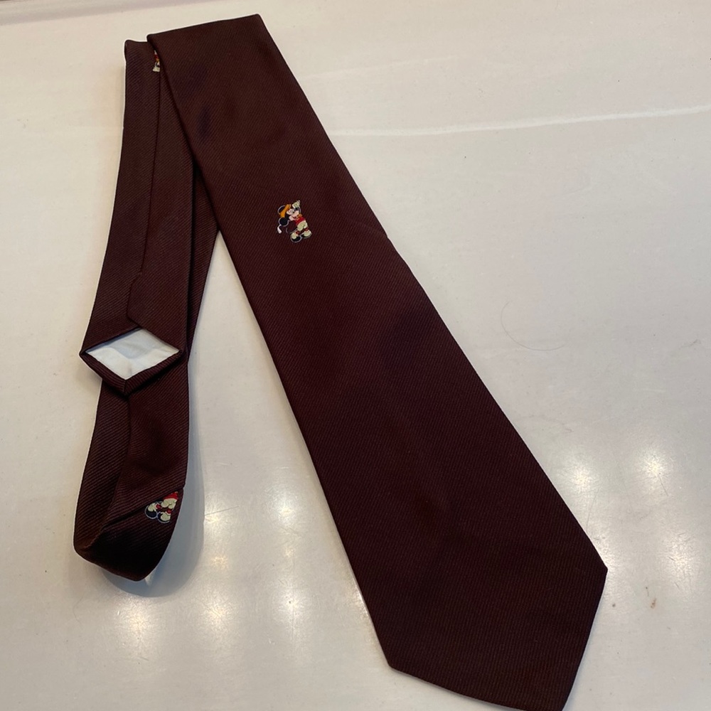 Mens Mickey Mouse golfing Tie‎ 100% polyester